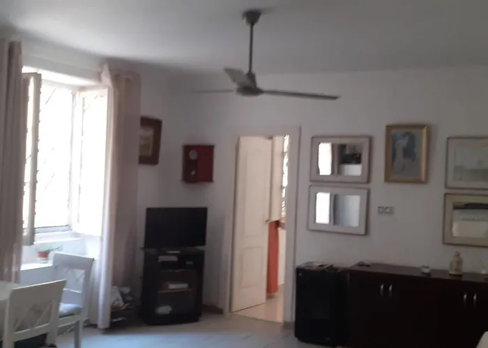 Alex And Renate Apartment